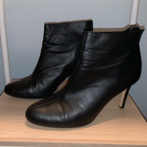 Black Heeled Bootie - Picture 4 of 7